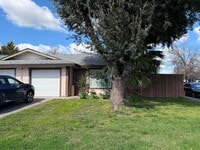 Building Photo - 3731-3733 Scallop Court