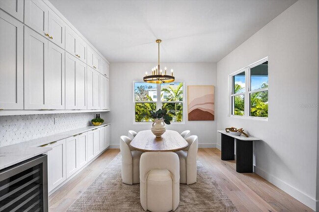 Building Photo - 3601 W Platt St