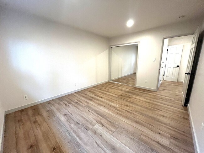 Building Photo - Modernized, 3BD/2BA House in Leucadia: Minutes to Beach, Town, YMCA!