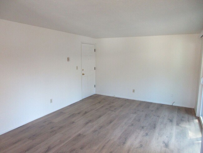 Building Photo - One Bedroom Apartment by Bush Park