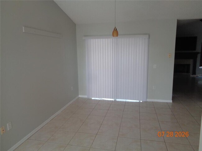 Building Photo - 2610 Groveland Ave