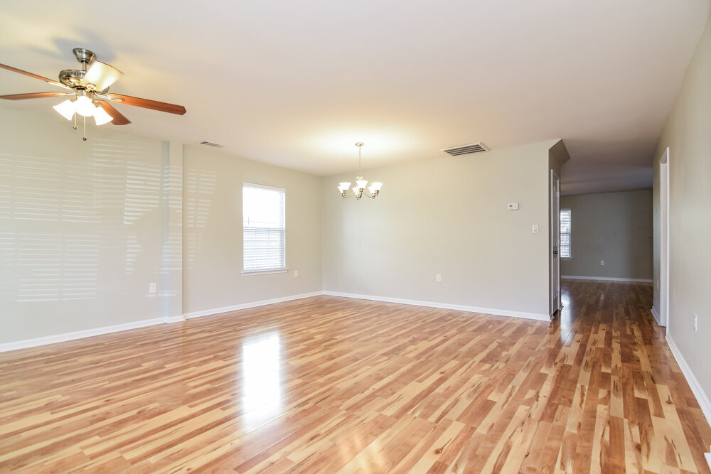 Building Photo - 12923 Settlers Trail Ct