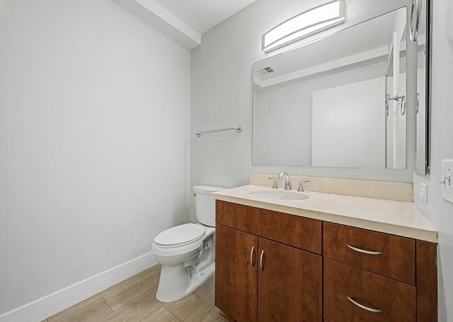 Building Photo - 7147 E Rancho Vista Dr