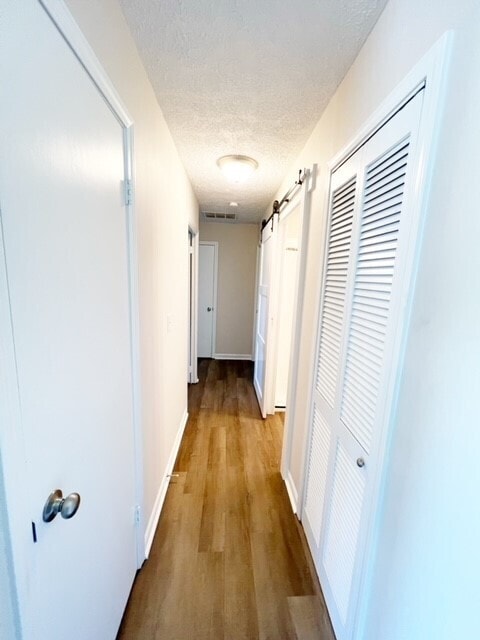 Building Photo - 2656 Calbert Dr