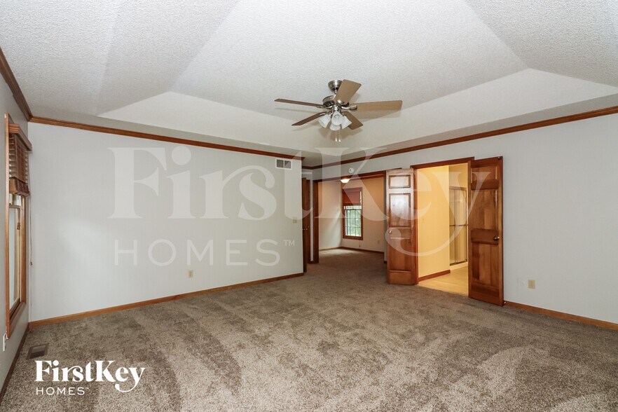 Building Photo - 2012 S Downing St