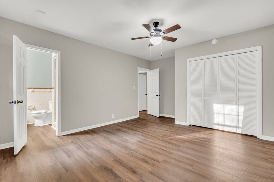 Building Photo - 105 Dogwood Blvd
