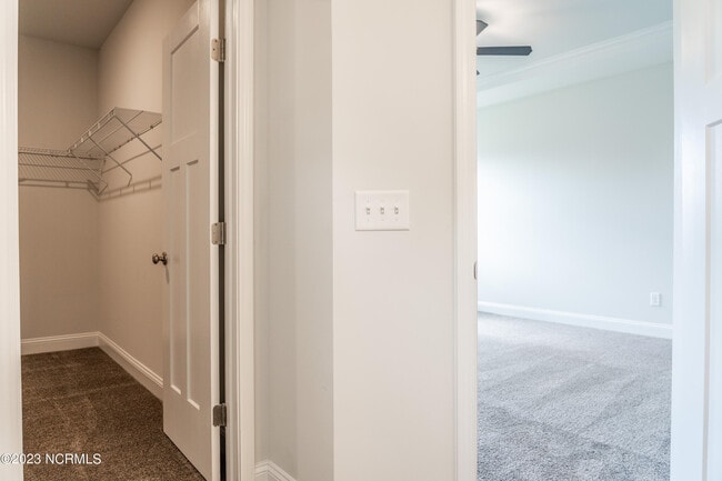 Building Photo - 176 Enfield Dr