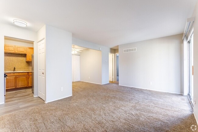 Building Photo - 2230 Dexter Ave