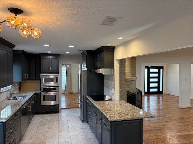 Building Photo - 5519 Queensloch Dr