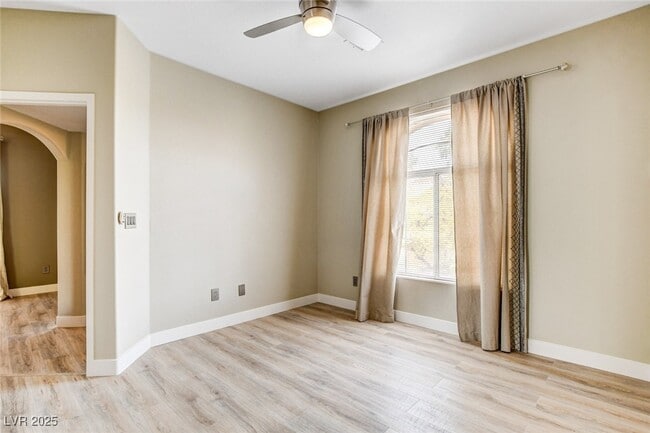 Building Photo - 8729 Red Brook Dr