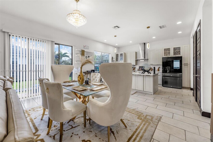 Building Photo - 13673 SW 159th Ave