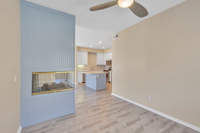 Building Photo - 3183 Dehesa Rd