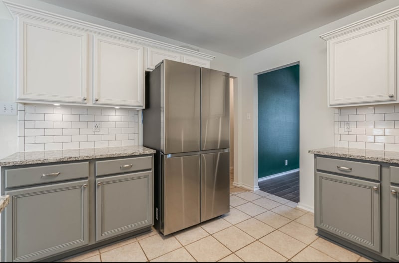 Building Photo - 15718 Knollrun