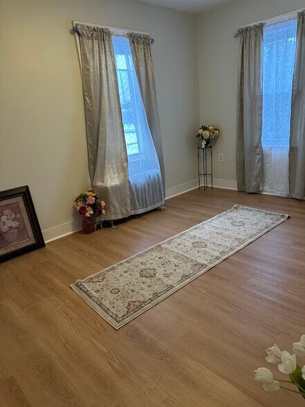 Building Photo - 269 N 1st Ave