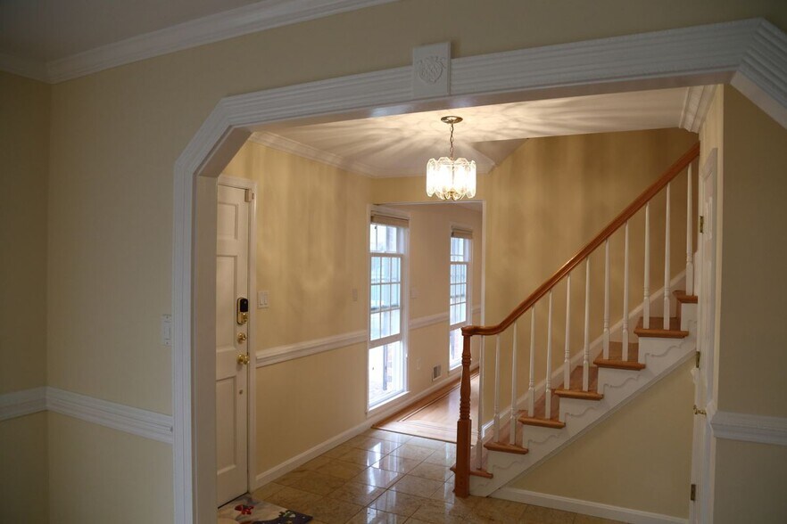 Building Photo - 11417 Beechgrove Ln