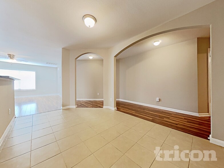 Building Photo - 8902 Snapping Turtle Dr