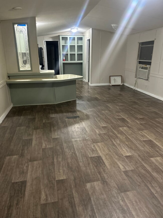 Building Photo - 1670 Q T Todd Dr