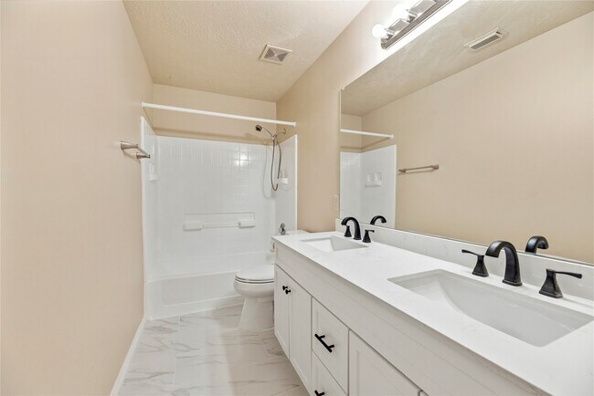 Building Photo - 19526 Cliffsage Ct