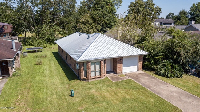 Building Photo - 142 Sandest Dr