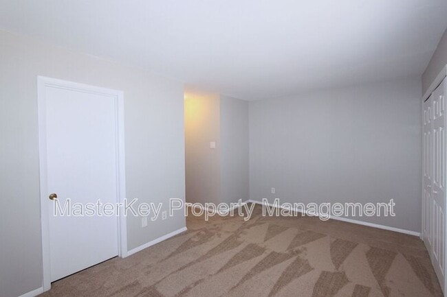 Building Photo - 1273 Teakwood Pl