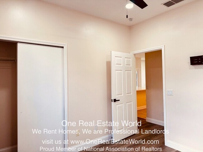 Building Photo - 13507 Summerton Dr