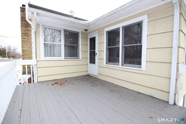 Building Photo - 76 Elliott Rd