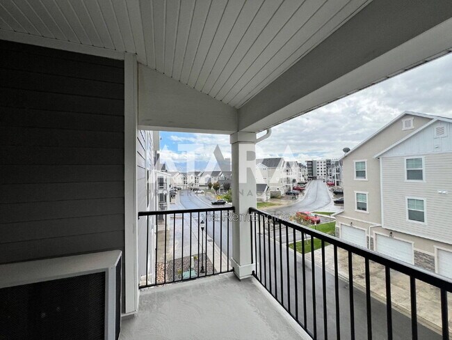 Building Photo - 4234 McKellen Dr