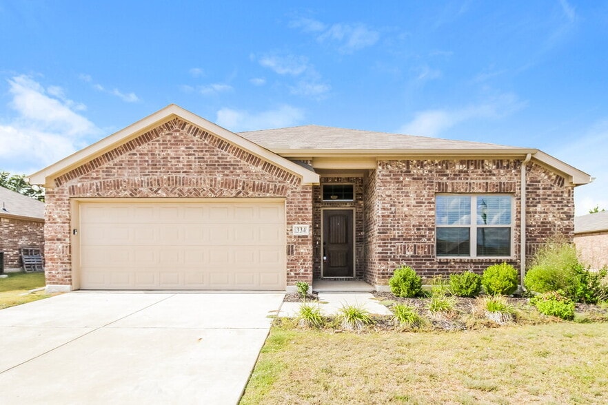 Primary Photo - 334 Highmeadow Dr