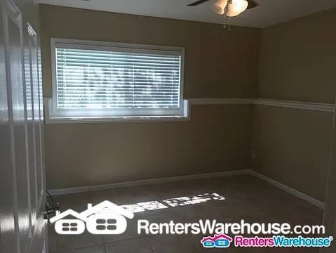 Building Photo - 4 Bed 3 Bath Home For Rent In Olathe!