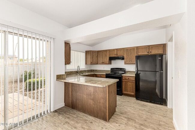 Building Photo - 7253 S Alder Dr