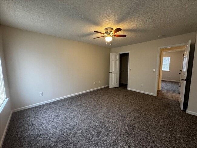 Building Photo - 875 Joseph Club Dr