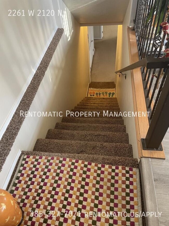 Building Photo - 2261 W 2120 N