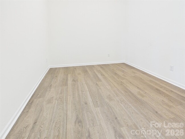 Building Photo - 2794 Yeager Dr NW