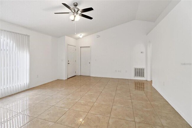Building Photo - 10437 Opus Dr