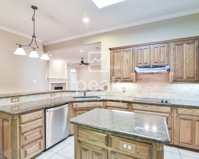 Building Photo - $2745! 3 Bedroom/ 2 Bathroom Home for Rent in KELLER ISD!  Free application through 8/10! See inf...