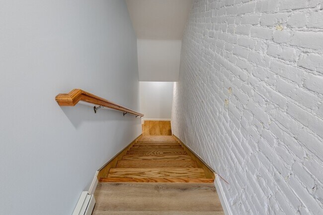 Building Photo - 53 Berkley St