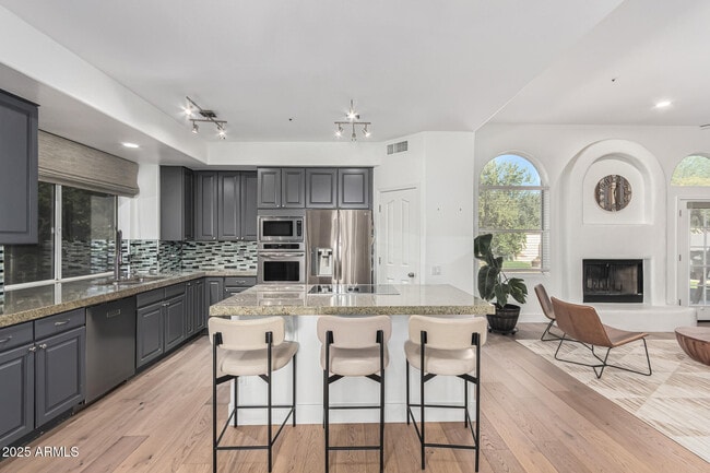 Building Photo - 11368 N 131st Pl