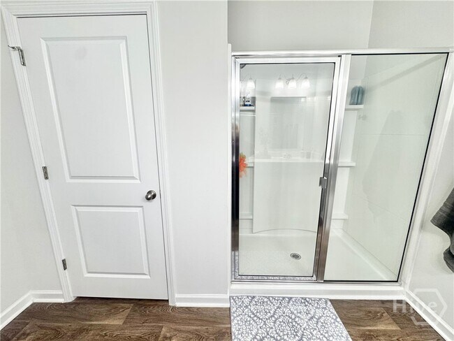 Building Photo - 3 Heavener Rd