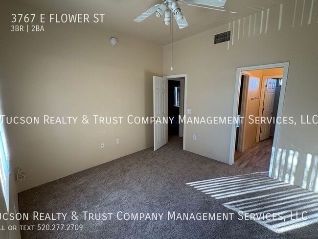 Building Photo - 3767 E Flower St