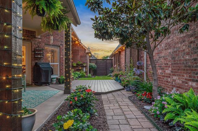 Building Photo - 7913 Southmark Dr