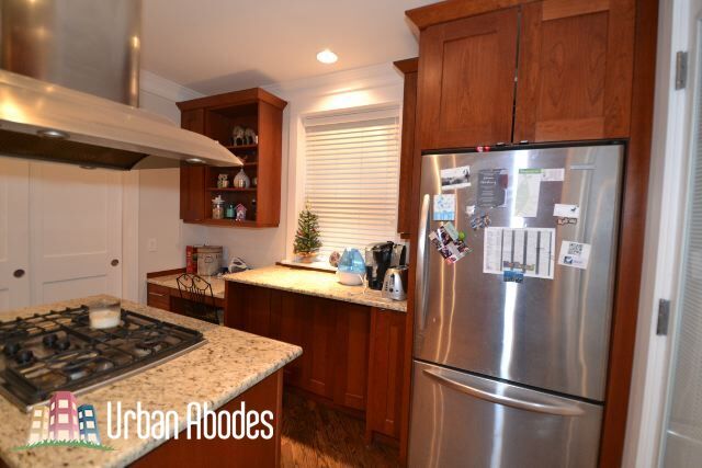 Building Photo - 1406 W Cornelia Ave