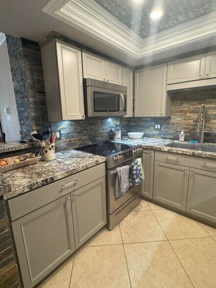 Building Photo - 44265 E Sundown Crest Dr