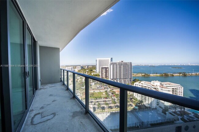 Building Photo - 501 NE 31st St