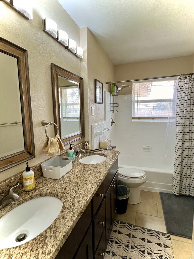 Building Photo - 3472 Rugged Dr