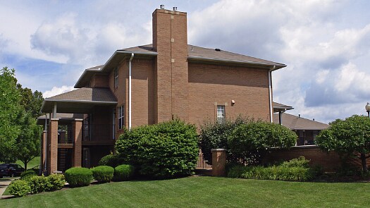 Building Photo - 206 Liberty St