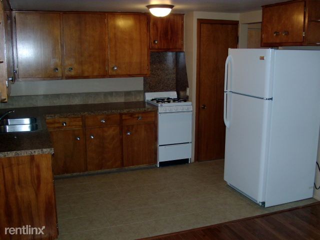 Building Photo - 2 br, 1 bath 4plex - Wallace 3385 Wallace ...