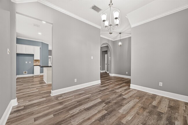 Building Photo - 14531 Chestnut Falls Dr