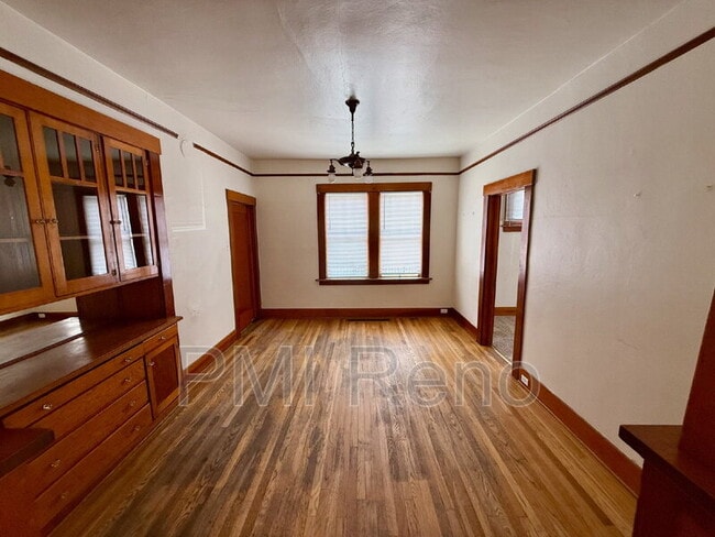 Building Photo - 1610 I St