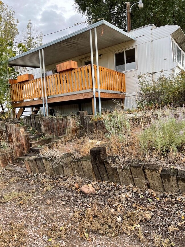 Building Photo - 1 Bedroom