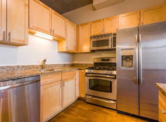 Kitchen (Unit 1704) - 700 N Larrabee St